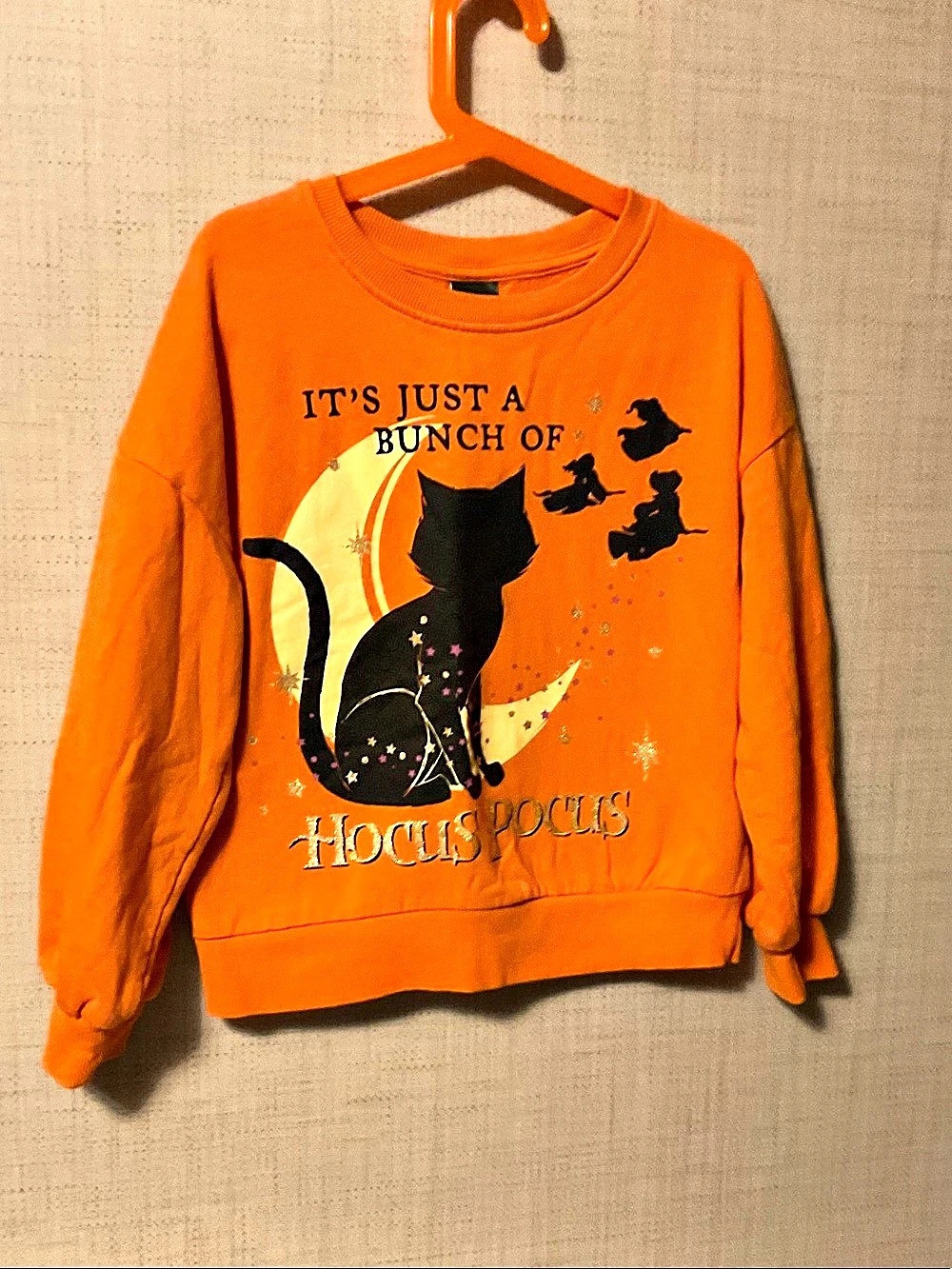 Disney Hocus Pocus Graphic Sweatshirt in Orange Size M (7-8)